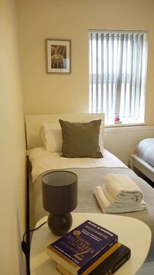 Heathrow Ensuite Rooms Stanwell Extérieur photo